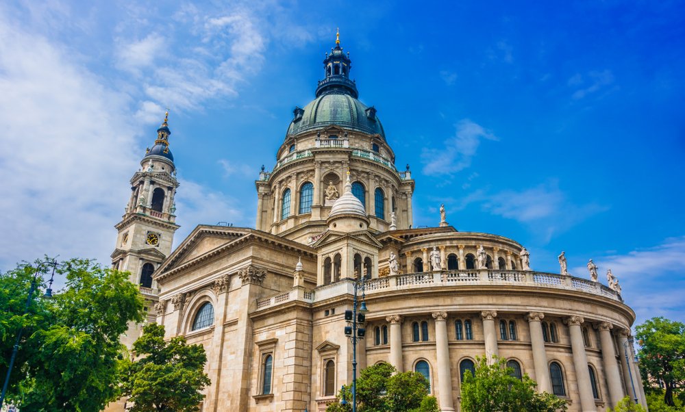 Day 2: Discover Buda – Castle Hill, Matthias Church & Fisherman’s Bastion
