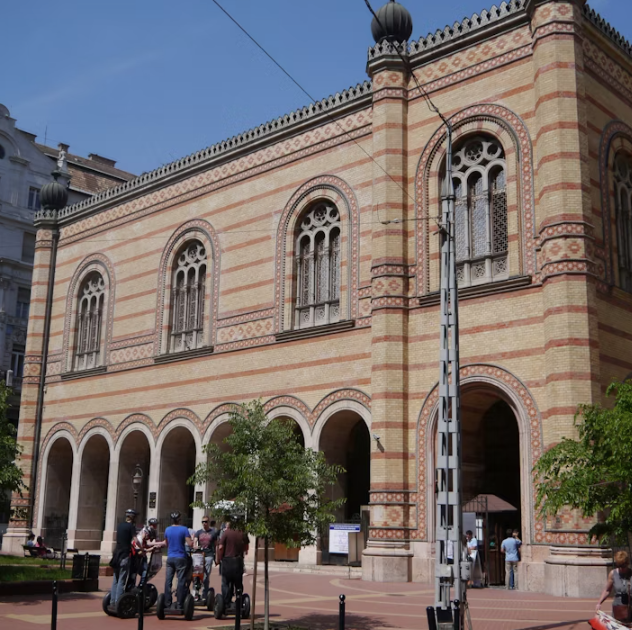 Hungarian Jewish Museum & Dohány Synagogue Complex: Fast Track